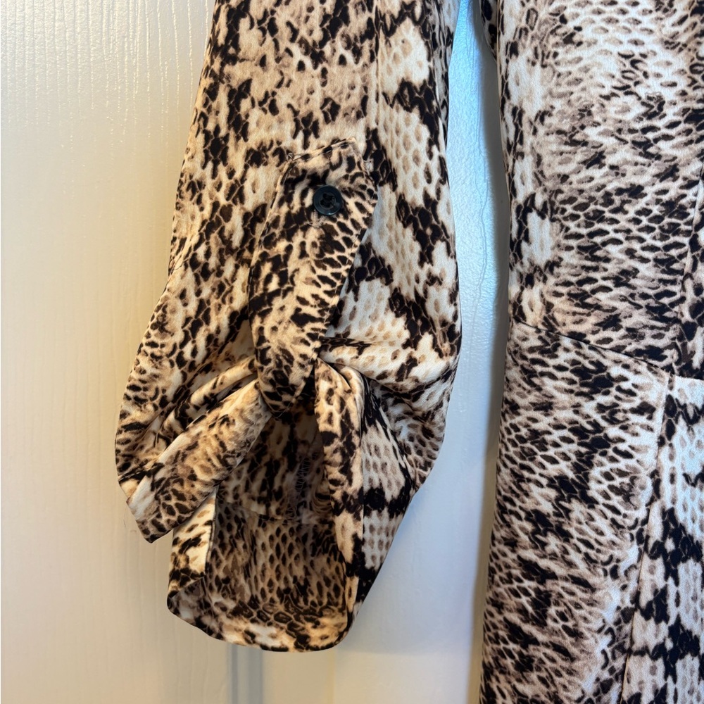 INC International Concepts Brown and White Long Sleeve Snakeskin Gown - Picture 5 of 8
